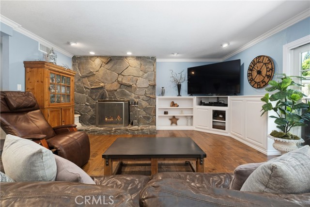 Detail Gallery Image 10 of 53 For 12261 Browning Ave, North Tustin,  CA 92705 - 5 Beds | 4/1 Baths