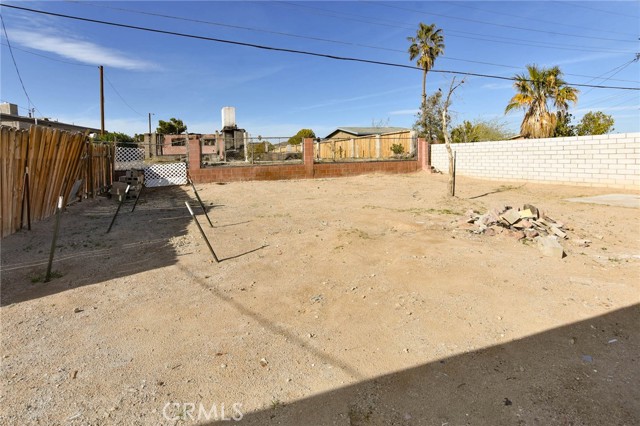 Detail Gallery Image 32 of 40 For 1101 E Elizabeth St, Barstow,  CA 92311 - 3 Beds | 2 Baths