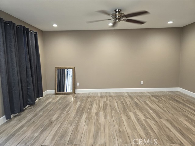 Detail Gallery Image 6 of 17 For 1370 Wheaton Way, Riverside,  CA 92507 - 3 Beds | 2 Baths