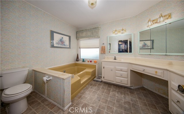 Detail Gallery Image 17 of 24 For 40862 Laredo Trl, Cherry Valley,  CA 92223 - 2 Beds | 2 Baths