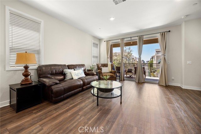 Detail Gallery Image 11 of 27 For 204 Keeper, Irvine,  CA 92618 - 4 Beds | 3/1 Baths