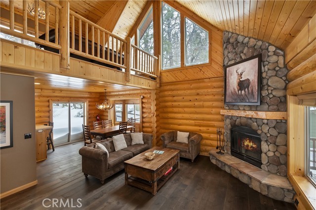 Detail Gallery Image 14 of 50 For 43442 Bow Canyon, Big Bear Lake,  CA 92315 - 3 Beds | 2 Baths