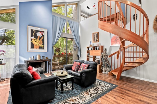 Front Image Thumbnail for CRSB25268393