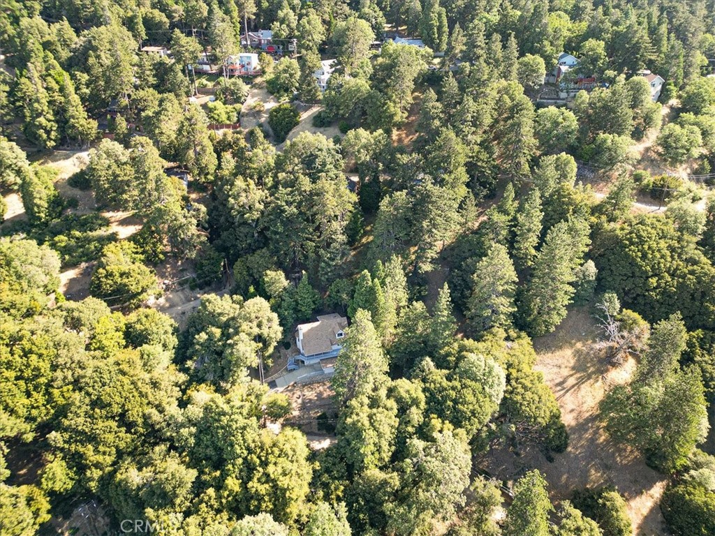 https://media.crmls.org/medias/484cc06e-e07f-48f1-8b60-1ac8852b86dd.jpg?preset=X-Large