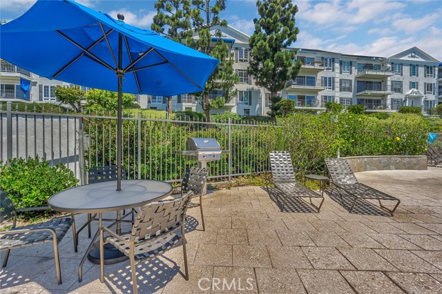 200 Mcneil Lane, Newport Beach CA: https://media.crmls.org/medias/484d7f57-0b04-47c0-bbcd-051e3d999696.jpg