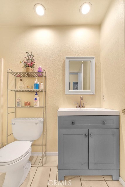 Detail Gallery Image 38 of 59 For 2734 Shiells Ave, Jurupa Valley,  CA 92509 - 3 Beds | 2 Baths