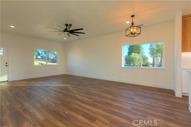 Detail Gallery Image 7 of 49 For 5489 South Libby Rd, Paradise,  CA 95969 - 2 Beds | 2 Baths