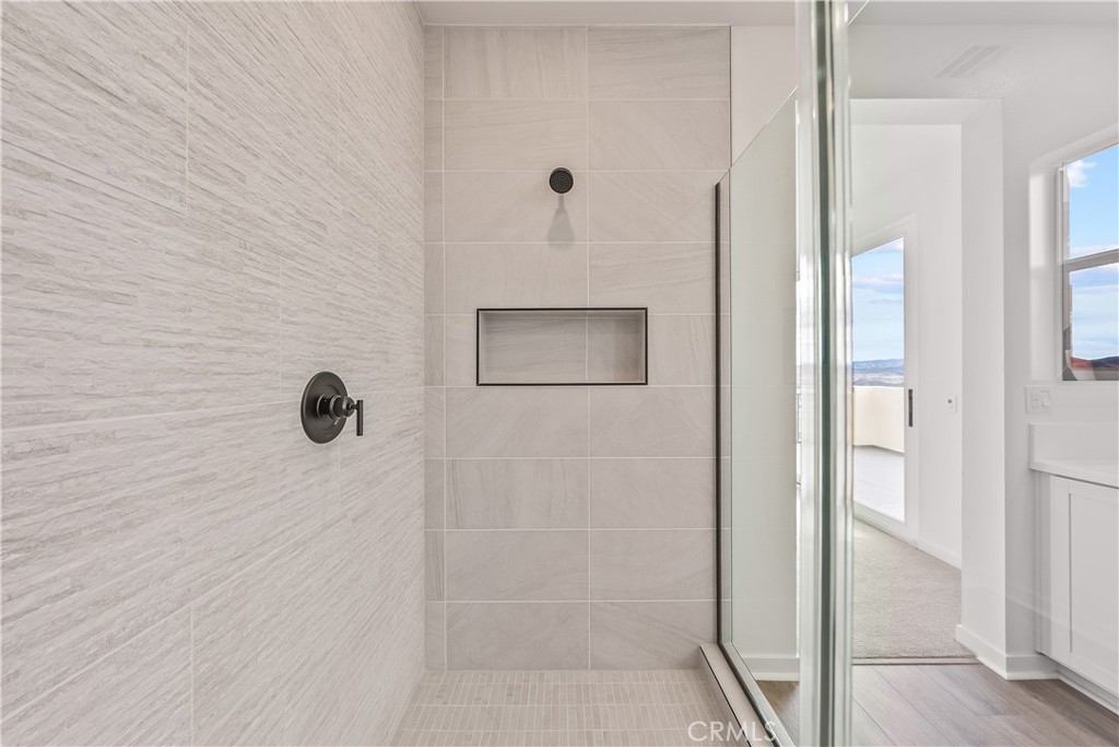 MLS #SR25261066 image #38