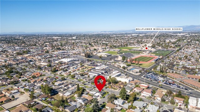 Detail Gallery Image 43 of 49 For 10358 Trabuco, Bellflower,  CA 90706 - 4 Beds | 2 Baths