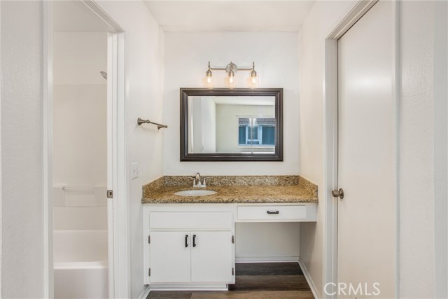 23017 Via Pimiento, Mission Viejo CA: https://media.crmls.org/medias/484efd42-e71e-4385-a6c3-24869abfb59a.jpg