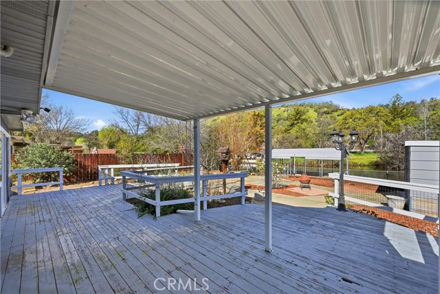 Detail Gallery Image 22 of 39 For 12762 Shoreview Dr, Clearlake Oaks,  CA 95423 - 2 Beds | 2 Baths