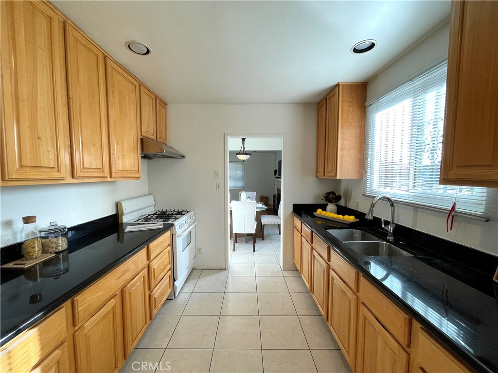 308 S Almansor Street Alhambra img 2