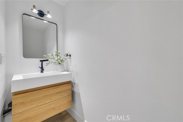 Detail Gallery Image 8 of 20 For 11050 Camden Way, Stanton,  CA 90680 - 3 Beds | 1/1 Baths