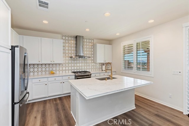 12640 Jaden Court, Grand Terrace CA: https://media.crmls.org/medias/484fdb25-ab6d-4a22-b332-acefeece4798.jpg