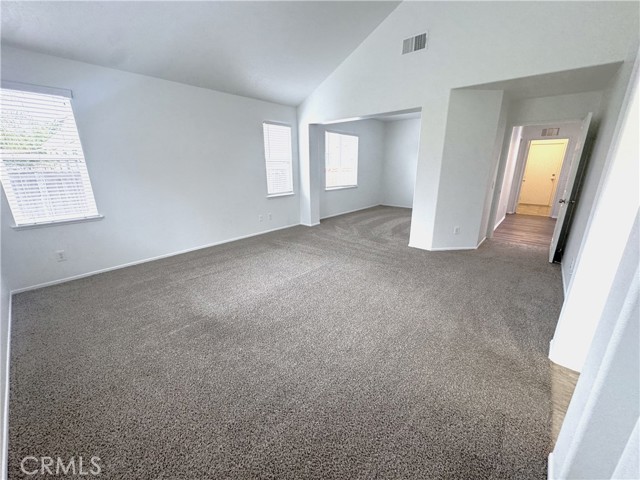 Detail Gallery Image 14 of 28 For 33793 Salvia Ln, Murrieta,  CA 92563 - 3 Beds | 3 Baths