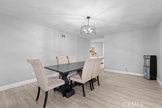 Detail Gallery Image 9 of 30 For 25035 Brodiaea, Moreno Valley,  CA 92553 - 3 Beds | 2 Baths