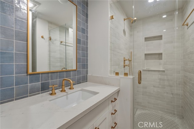 Detail Gallery Image 9 of 41 For 626 Longfellow, Hermosa Beach,  CA 90254 - 4 Beds | 5 Baths