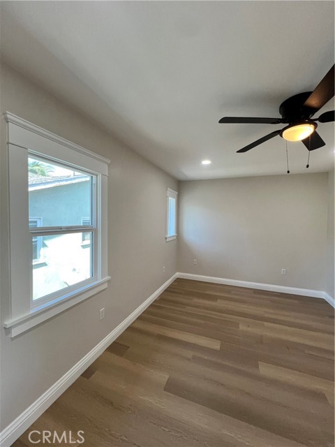 Detail Gallery Image 16 of 28 For 1904 E 2nd #B,  Long Beach,  CA 90802 - 2 Beds | 1 Baths