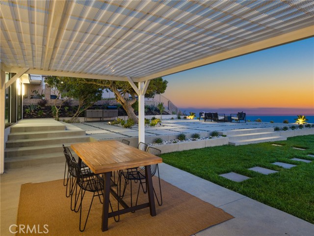30414 Ganado Drive, Rancho Palos Verdes CA: https://media.crmls.org/medias/48522995-75d6-4dd2-9012-28bf9f7bd2fe.jpg