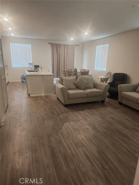 Detail Gallery Image 11 of 12 For 1781 Iris, San Jacinto,  CA 92583 - 3 Beds | 2 Baths