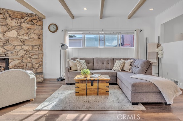 Detail Gallery Image 8 of 23 For 3220 Ostrom, Long Beach,  CA 90808 - 3 Beds | 2 Baths