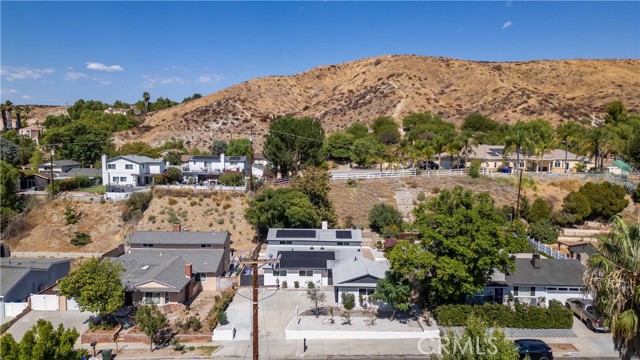 Detail Gallery Image 36 of 36 For 17817 Blackbrush Dr, Canyon Country,  CA 91387 - 4 Beds | 3 Baths