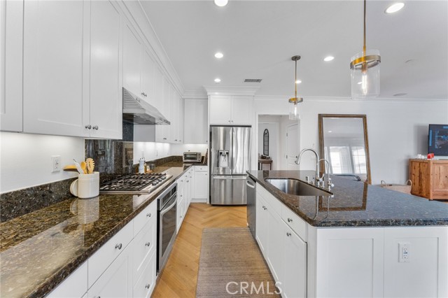 74 Cactus Flower, Irvine CA: https://media.crmls.org/medias/48554161-d0b2-4905-b3d7-99a461e68b3c.jpg