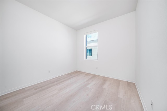 221 Steely, Irvine CA: https://media.crmls.org/medias/485630d4-296f-4a27-bbe6-954d150086e8.jpg