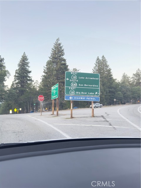 Detail Gallery Image 3 of 31 For 2476 Elko, Arrowbear,  CA 92382 - 3 Beds | 2/1 Baths