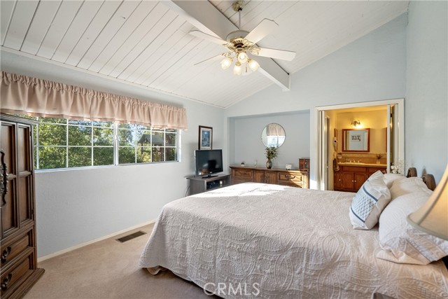 7025 San Gabriel Road, Atascadero CA: https://media.crmls.org/medias/48570206-b190-4d6f-be95-16e7a2051283.jpg