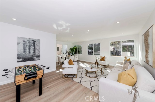 Detail Gallery Image 11 of 50 For 324 S Elm #101,  Beverly Hills,  CA 90212 - 4 Beds | 4/1 Baths