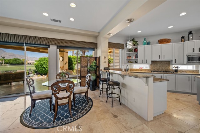 Detail Gallery Image 13 of 62 For 50525 Spyglass Hill Dr, La Quinta,  CA 92253 - 3 Beds | 3/1 Baths