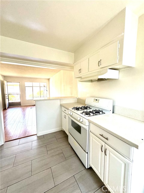 233 S Baldwin Avenue, Arcadia CA: https://media.crmls.org/medias/4858888c-935b-49db-bcb9-7a80fe059b3a.jpg