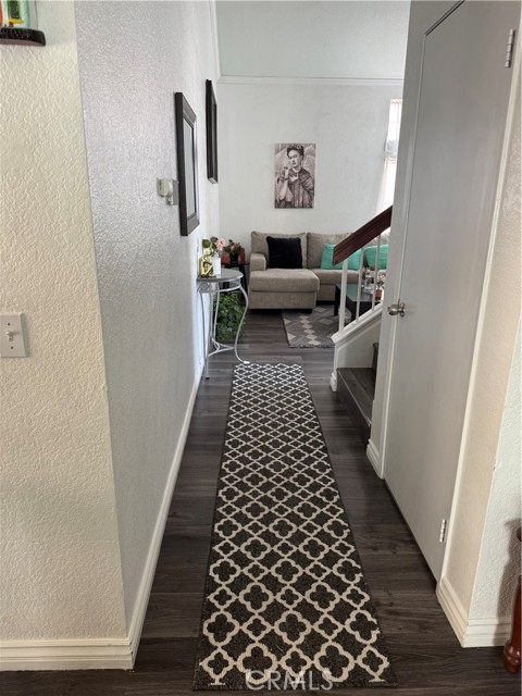 Detail Gallery Image 5 of 18 For 13412 Fox Point Rd, Victorville,  CA 92392 - 4 Beds | 3 Baths