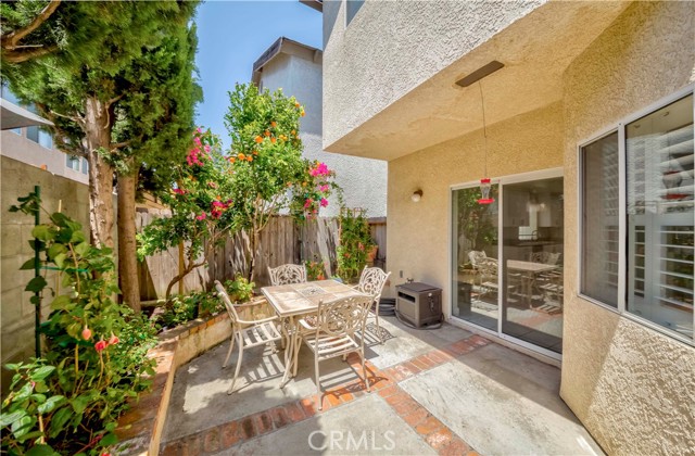 1370 Abraham Terace, Harbor City CA: https://media.crmls.org/medias/4859323d-2c2e-4da3-81a4-b347463feb3c.jpg