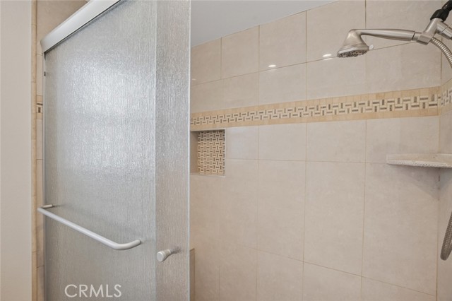 14652 Devonshire Avenue, Tustin CA: https://media.crmls.org/medias/48596bb2-9f0a-4324-aae9-60cae8458a70.jpg