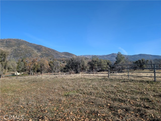 Detail Gallery Image 10 of 40 For 4103 Triangle Rd, Mariposa,  CA 95338 - – Beds | – Baths