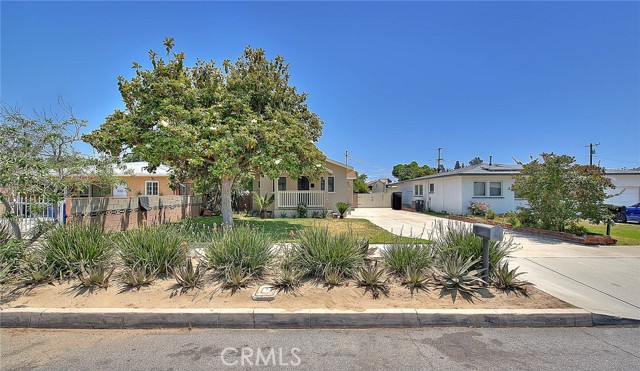 Detail Gallery Image 1 of 1 For 917 S Campus Ave, Ontario,  CA 91761 - 3 Beds | 1 Baths