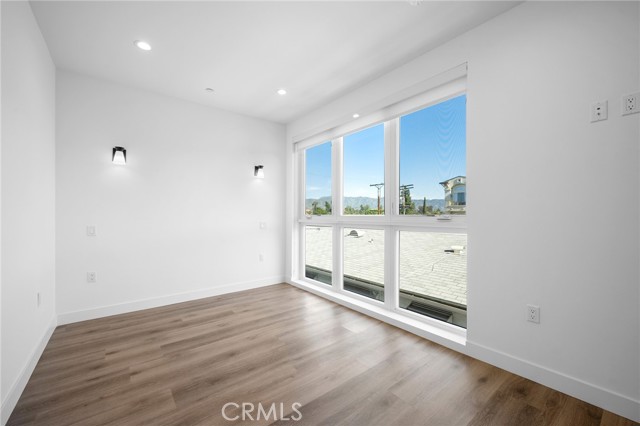 Detail Gallery Image 11 of 20 For 10657 Moorpark St #305,  North Hollywood,  CA 91602 - 2 Beds | 1 Baths