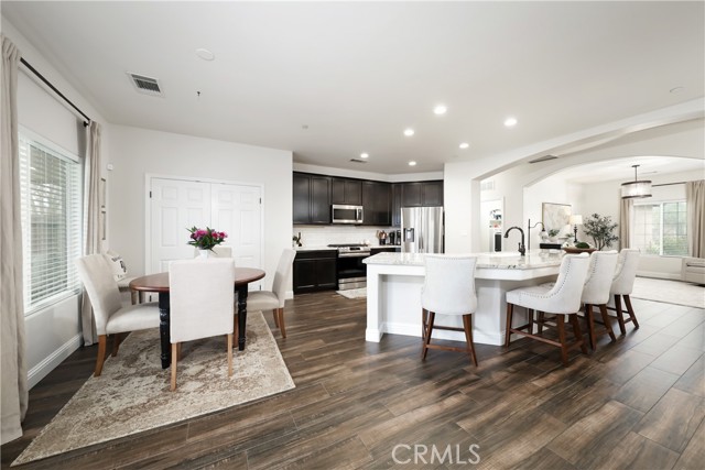 Detail Gallery Image 11 of 37 For 13515 Arden Forest Dr, Bakersfield,  CA 93314 - 3 Beds | 2 Baths