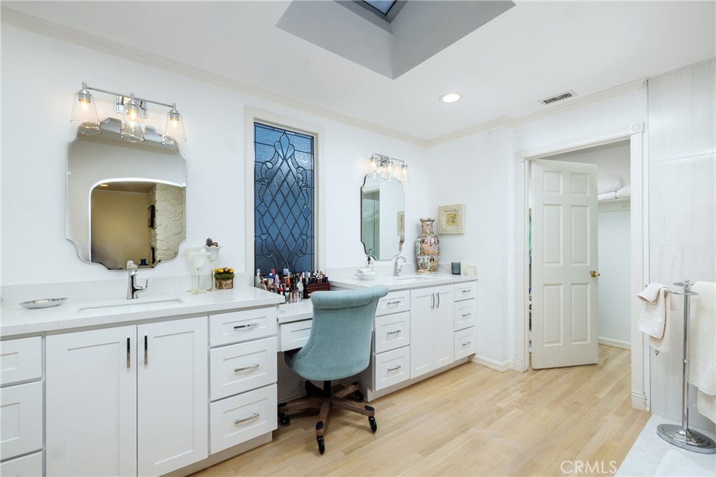 MLS #OC26132556 image #17