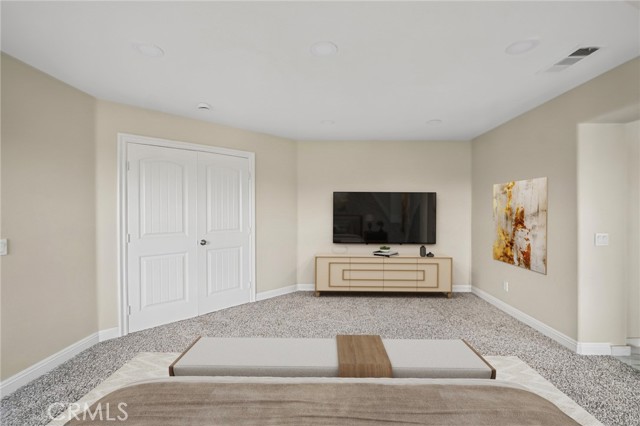 6 Bed Home for Sale in Victorville, California