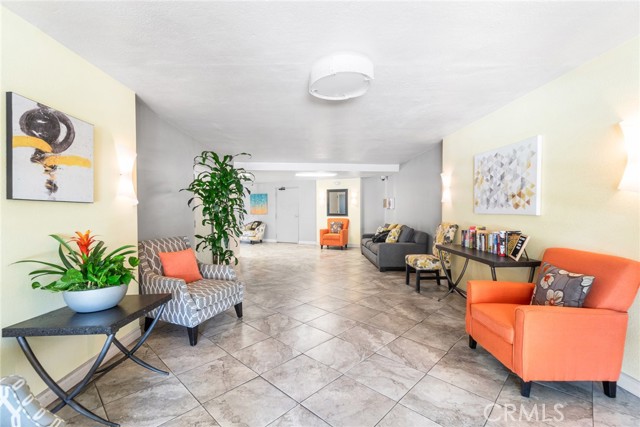 4505 California Avenue, Long Beach CA: https://media.crmls.org/medias/485b5dc5-e188-4d18-92bc-27c60a4c59bf.jpg