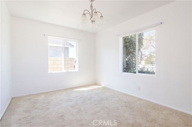 Detail Gallery Image 5 of 23 For 44632 Fern Ave, Lancaster,  CA 93534 - 4 Beds | 2 Baths