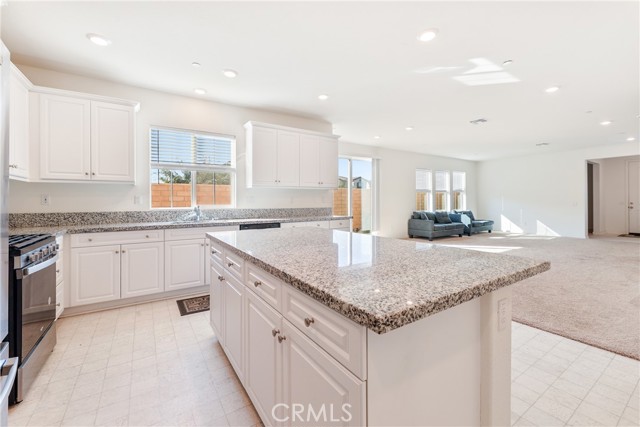 Detail Gallery Image 15 of 59 For 3938 Cambria Privado, Ontario,  CA 91762 - 5 Beds | 3 Baths