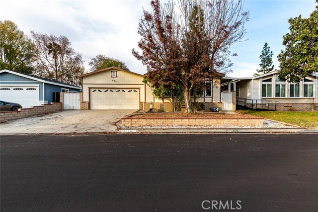 10410 Wagonroad, Corona, CA 92883