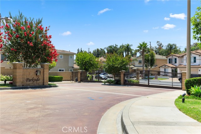 1255 N Fairbury Ln, Anaheim Hills, CA 92807