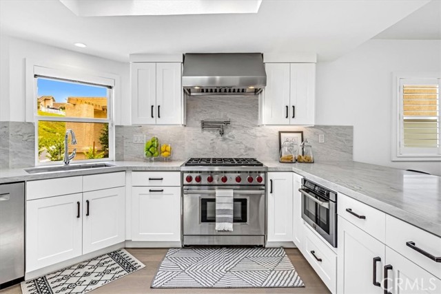 15 Segovia, San Clemente CA: https://media.crmls.org/medias/485e23eb-89ab-45b9-b213-c11983a09392.jpg