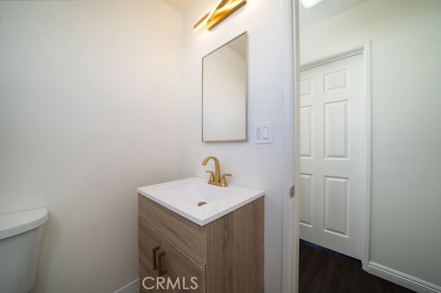 Detail Gallery Image 15 of 20 For 11221 Pangborn Ave, Downey,  CA 90241 - – Beds | – Baths