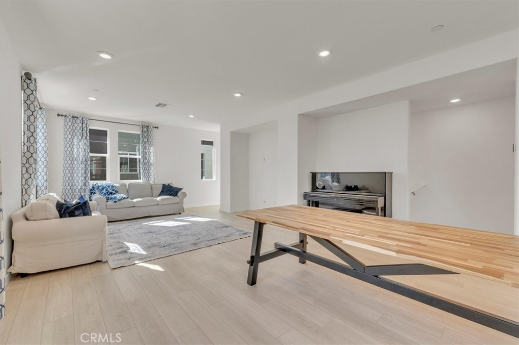 MLS #SR25259200 image #18